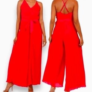 Beyond words wide legged jumpsuit women's size small